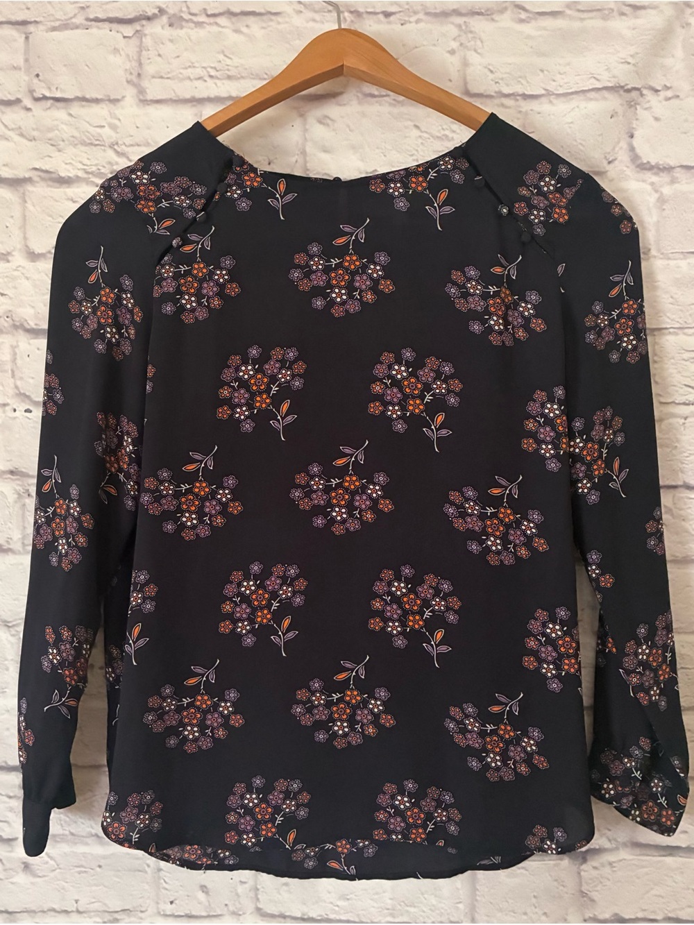 LOFT Women's Black Floral Woven Polyester Keyhole Round Neck Blouse Large